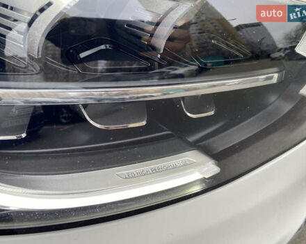 Белый Мерседес GLC-Class Coupe, объемом двигателя 1.95 л и пробегом 85 тыс. км за 45900 $, фото 32 на Automoto.ua