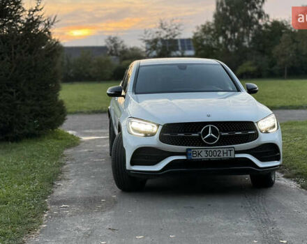 Белый Мерседес GLC-Class Coupe, объемом двигателя 2 л и пробегом 114 тыс. км за 48700 $, фото 14 на Automoto.ua