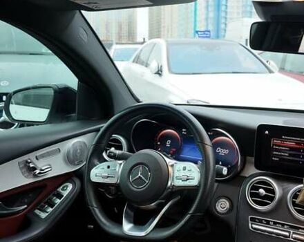 Білий Мерседес GLC-Class Coupe, об'ємом двигуна 1.99 л та пробігом 133 тис. км за 44900 $, фото 4 на Automoto.ua