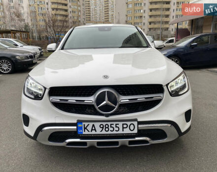 Белый Мерседес GLC-Class Coupe, объемом двигателя 1.95 л и пробегом 85 тыс. км за 45900 $, фото 10 на Automoto.ua
