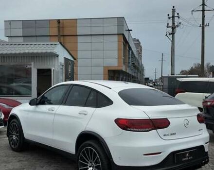 Білий Мерседес GLC-Class Coupe, об'ємом двигуна 1.99 л та пробігом 133 тис. км за 44900 $, фото 2 на Automoto.ua