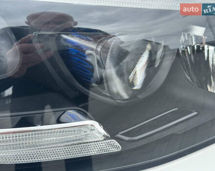 Белый Мерседес GLC-Class Coupe, объемом двигателя 2 л и пробегом 44 тыс. км за 61850 $, фото 15 на Automoto.ua