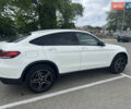 Белый Мерседес GLC-Class Coupe, объемом двигателя 2 л и пробегом 44 тыс. км за 61850 $, фото 3 на Automoto.ua