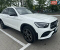 Белый Мерседес GLC-Class Coupe, объемом двигателя 2 л и пробегом 44 тыс. км за 61850 $, фото 1 на Automoto.ua