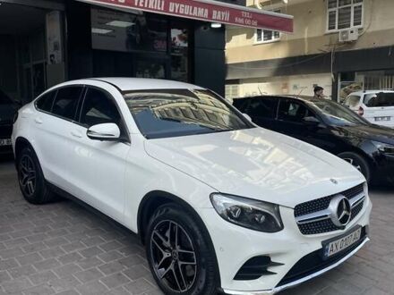 Белый Мерседес GLC-Class Coupe, объемом двигателя 2.14 л и пробегом 82 тыс. км за 42000 $, фото 1 на Automoto.ua