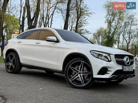Мерседес GLC-Class Coupe 2018 в Каменское - Днепродзержинск на Automoto.ua Белый Мерседес GLC-Class Coupe, объемом двигателя 1.99 л и пробегом 175 тыс. км за 29999 $, фото 1 на Automoto.ua
