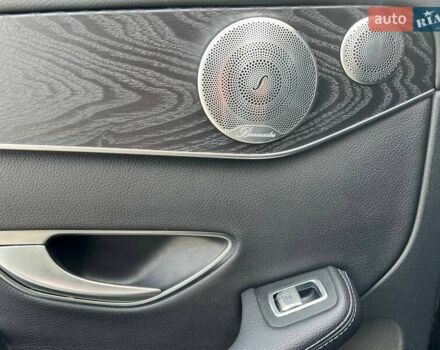 Черный Мерседес GLC-Class Coupe, объемом двигателя 2.99 л и пробегом 253 тыс. км за 39900 $, фото 33 на Automoto.ua