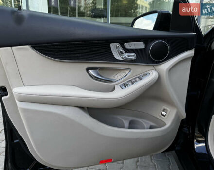 Черный Мерседес GLC-Class Coupe, объемом двигателя 2 л и пробегом 97 тыс. км за 37300 $, фото 18 на Automoto.ua