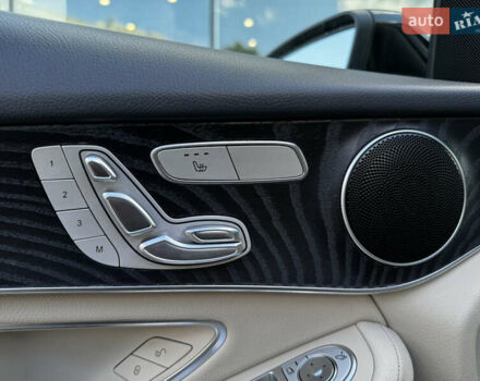 Черный Мерседес GLC-Class Coupe, объемом двигателя 2 л и пробегом 97 тыс. км за 37300 $, фото 20 на Automoto.ua