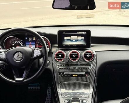 Черный Мерседес GLC-Class Coupe, объемом двигателя 2.2 л и пробегом 124 тыс. км за 38500 $, фото 14 на Automoto.ua