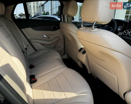 Черный Мерседес GLC-Class Coupe, объемом двигателя 2 л и пробегом 97 тыс. км за 37300 $, фото 43 на Automoto.ua