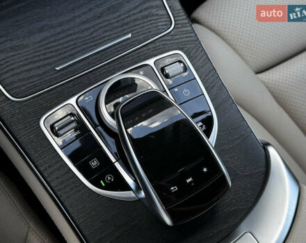 Черный Мерседес GLC-Class Coupe, объемом двигателя 2 л и пробегом 97 тыс. км за 38300 $, фото 33 на Automoto.ua