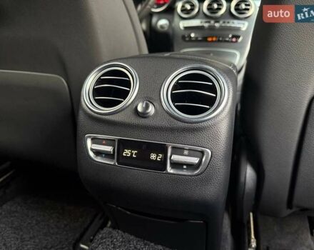 Чорний Мерседес GLC-Class Coupe, об'ємом двигуна 2.14 л та пробігом 176 тис. км за 38990 $, фото 25 на Automoto.ua