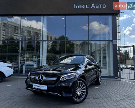 Черный Мерседес GLC-Class Coupe, объемом двигателя 2 л и пробегом 97 тыс. км за 37300 $, фото 1 на Automoto.ua