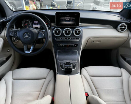 Черный Мерседес GLC-Class Coupe, объемом двигателя 2 л и пробегом 97 тыс. км за 38300 $, фото 40 на Automoto.ua