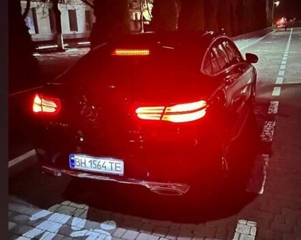 Мерседес GLC-Class Coupe 2017 у Львові на Automoto.ua Чорний Мерседес GLC-Class Coupe, об'ємом двигуна 1.99 л та пробігом 140 тис. км за 39500 $, фото 10 на Automoto.ua
