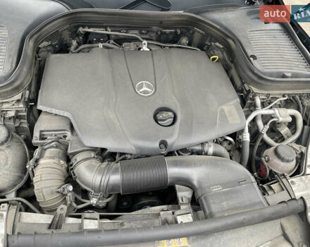 Черный Мерседес GLC-Class Coupe, объемом двигателя 2.14 л и пробегом 111 тыс. км за 39000 $, фото 7 на Automoto.ua