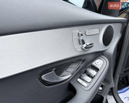 Черный Мерседес GLC-Class Coupe, объемом двигателя 2.14 л и пробегом 89 тыс. км за 36900 $, фото 19 на Automoto.ua