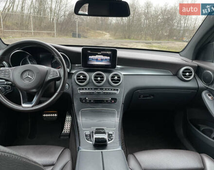Черный Мерседес GLC-Class Coupe, объемом двигателя 2.14 л и пробегом 111 тыс. км за 39000 $, фото 9 на Automoto.ua