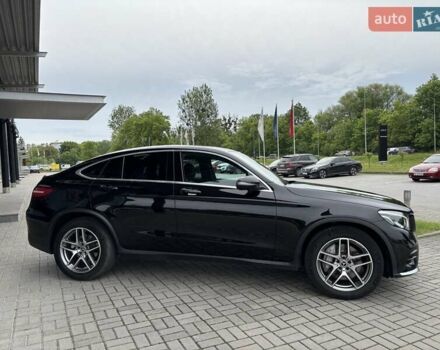 Черный Мерседес GLC-Class Coupe, объемом двигателя 1.99 л и пробегом 112 тыс. км за 36500 $, фото 5 на Automoto.ua