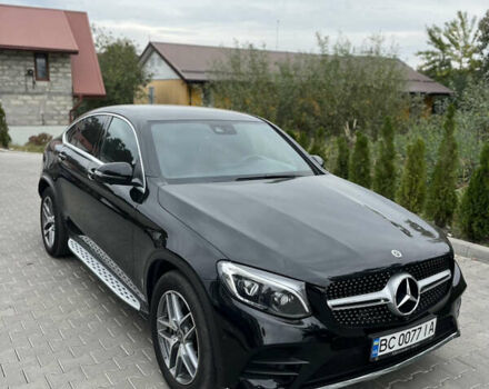 Чорний Мерседес GLC-Class Coupe, об'ємом двигуна 0 л та пробігом 130 тис. км за 39999 $, фото 2 на Automoto.ua