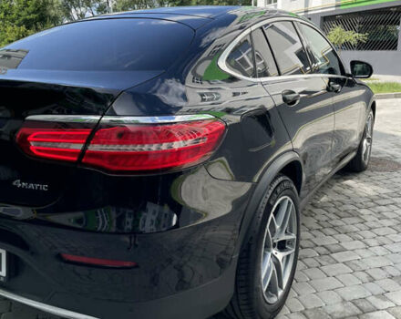 Черный Мерседес GLC-Class Coupe, объемом двигателя 1.99 л и пробегом 114 тыс. км за 33000 $, фото 4 на Automoto.ua