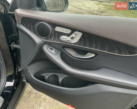 Черный Мерседес GLC-Class Coupe, объемом двигателя 2.14 л и пробегом 111 тыс. км за 39000 $, фото 16 на Automoto.ua