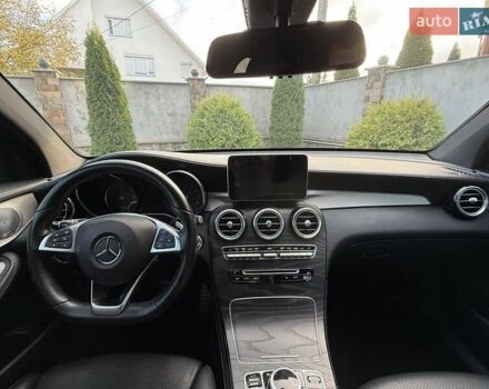 Черный Мерседес GLC-Class Coupe, объемом двигателя 1.99 л и пробегом 150 тыс. км за 44000 $, фото 5 на Automoto.ua