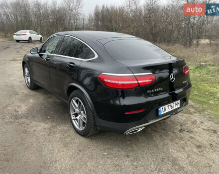 Черный Мерседес GLC-Class Coupe, объемом двигателя 2.14 л и пробегом 111 тыс. км за 39000 $, фото 4 на Automoto.ua