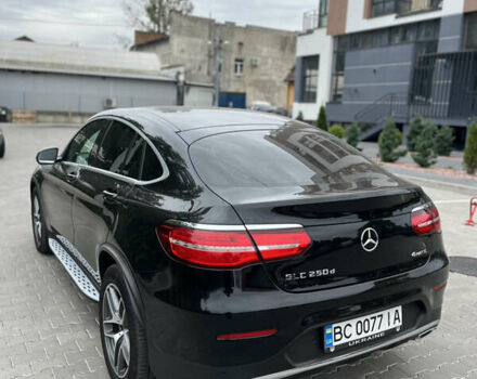 Чорний Мерседес GLC-Class Coupe, об'ємом двигуна 0 л та пробігом 130 тис. км за 39999 $, фото 7 на Automoto.ua