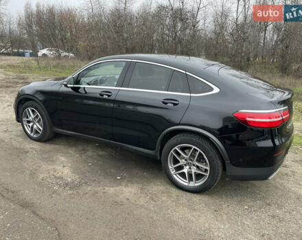 Черный Мерседес GLC-Class Coupe, объемом двигателя 2.14 л и пробегом 111 тыс. км за 39000 $, фото 5 на Automoto.ua