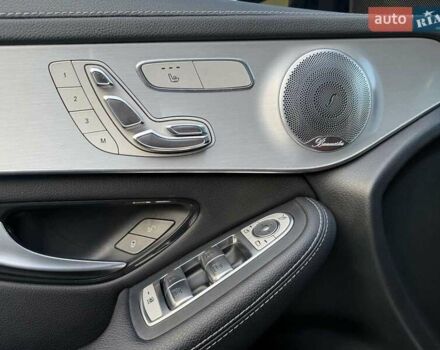 Черный Мерседес GLC-Class Coupe, объемом двигателя 1.99 л и пробегом 150 тыс. км за 44000 $, фото 7 на Automoto.ua