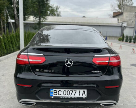 Чорний Мерседес GLC-Class Coupe, об'ємом двигуна 0 л та пробігом 130 тис. км за 39999 $, фото 10 на Automoto.ua