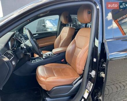 Черный Мерседес GLC-Class Coupe, объемом двигателя 3 л и пробегом 61 тыс. км за 55800 $, фото 20 на Automoto.ua