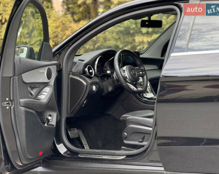Черный Мерседес GLC-Class Coupe, объемом двигателя 1.95 л и пробегом 103 тыс. км за 45000 $, фото 27 на Automoto.ua