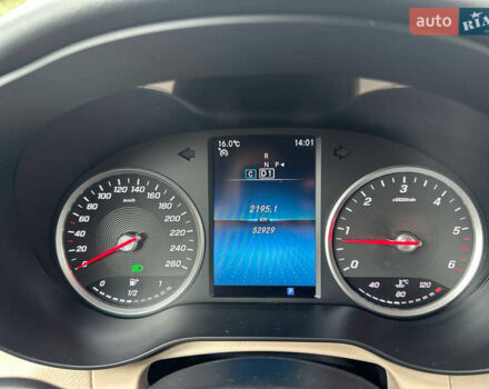 Черный Мерседес GLC-Class Coupe, объемом двигателя 1.95 л и пробегом 52 тыс. км за 45999 $, фото 35 на Automoto.ua