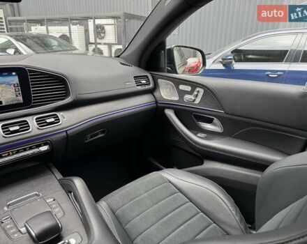 Черный Мерседес GLC-Class Coupe, объемом двигателя 2.93 л и пробегом 98 тыс. км за 79950 $, фото 10 на Automoto.ua