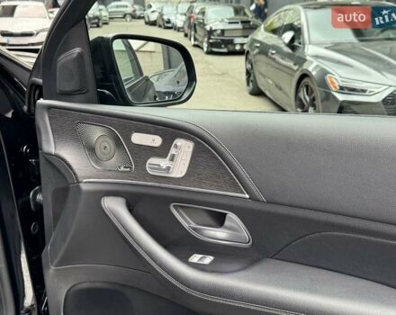 Черный Мерседес GLC-Class Coupe, объемом двигателя 2.93 л и пробегом 98 тыс. км за 79950 $, фото 18 на Automoto.ua