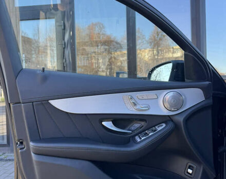 Чорний Мерседес GLC-Class Coupe, об'ємом двигуна 2.93 л та пробігом 88 тис. км за 49499 $, фото 2 на Automoto.ua