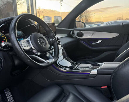 Чорний Мерседес GLC-Class Coupe, об'ємом двигуна 2.93 л та пробігом 88 тис. км за 49499 $, фото 12 на Automoto.ua