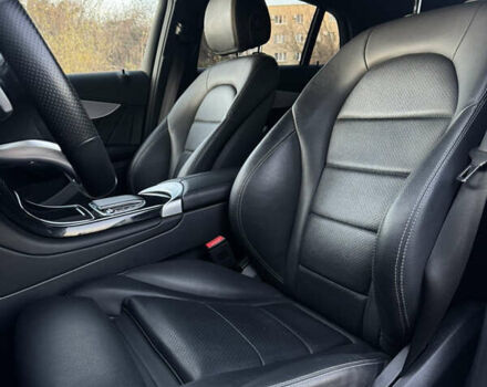 Чорний Мерседес GLC-Class Coupe, об'ємом двигуна 2.93 л та пробігом 88 тис. км за 49499 $, фото 1 на Automoto.ua