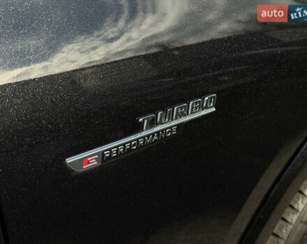 Мерседес GLC-Class Coupe 2024 у Києві на Automoto.ua Чорний Мерседес GLC-Class Coupe, об'ємом двигуна 2 л та пробігом 19 тис. км за 129999 $, фото 80 на Automoto.ua