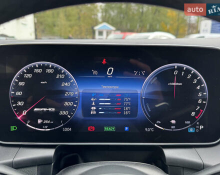 Мерседес GLC-Class Coupe 2024 у Києві на Automoto.ua Чорний Мерседес GLC-Class Coupe, об'ємом двигуна 2 л та пробігом 19 тис. км за 129999 $, фото 61 на Automoto.ua