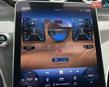 Мерседес GLC-Class Coupe 2024 у Києві на Automoto.ua Чорний Мерседес GLC-Class Coupe, об'ємом двигуна 2 л та пробігом 19 тис. км за 129999 $, фото 75 на Automoto.ua