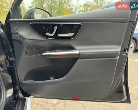 Мерседес GLC-Class Coupe 2024 у Києві на Automoto.ua Чорний Мерседес GLC-Class Coupe, об'ємом двигуна 2 л та пробігом 19 тис. км за 129999 $, фото 30 на Automoto.ua