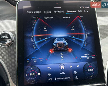 Мерседес GLC-Class Coupe 2024 у Києві на Automoto.ua Чорний Мерседес GLC-Class Coupe, об'ємом двигуна 2 л та пробігом 19 тис. км за 129999 $, фото 77 на Automoto.ua