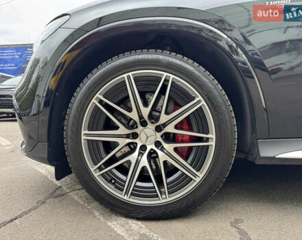 Мерседес GLC-Class Coupe 2024 у Києві на Automoto.ua Чорний Мерседес GLC-Class Coupe, об'ємом двигуна 2 л та пробігом 19 тис. км за 129999 $, фото 92 на Automoto.ua