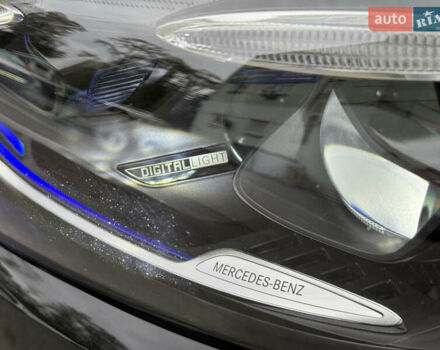 Мерседес GLC-Class Coupe 2024 у Києві на Automoto.ua Чорний Мерседес GLC-Class Coupe, об'ємом двигуна 2 л та пробігом 19 тис. км за 129999 $, фото 87 на Automoto.ua