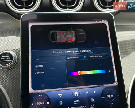 Мерседес GLC-Class Coupe 2024 у Києві на Automoto.ua Чорний Мерседес GLC-Class Coupe, об'ємом двигуна 2 л та пробігом 19 тис. км за 129999 $, фото 73 на Automoto.ua