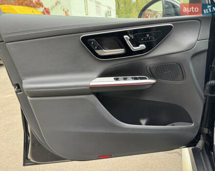 Мерседес GLC-Class Coupe 2024 у Києві на Automoto.ua Чорний Мерседес GLC-Class Coupe, об'ємом двигуна 2 л та пробігом 19 тис. км за 129999 $, фото 12 на Automoto.ua